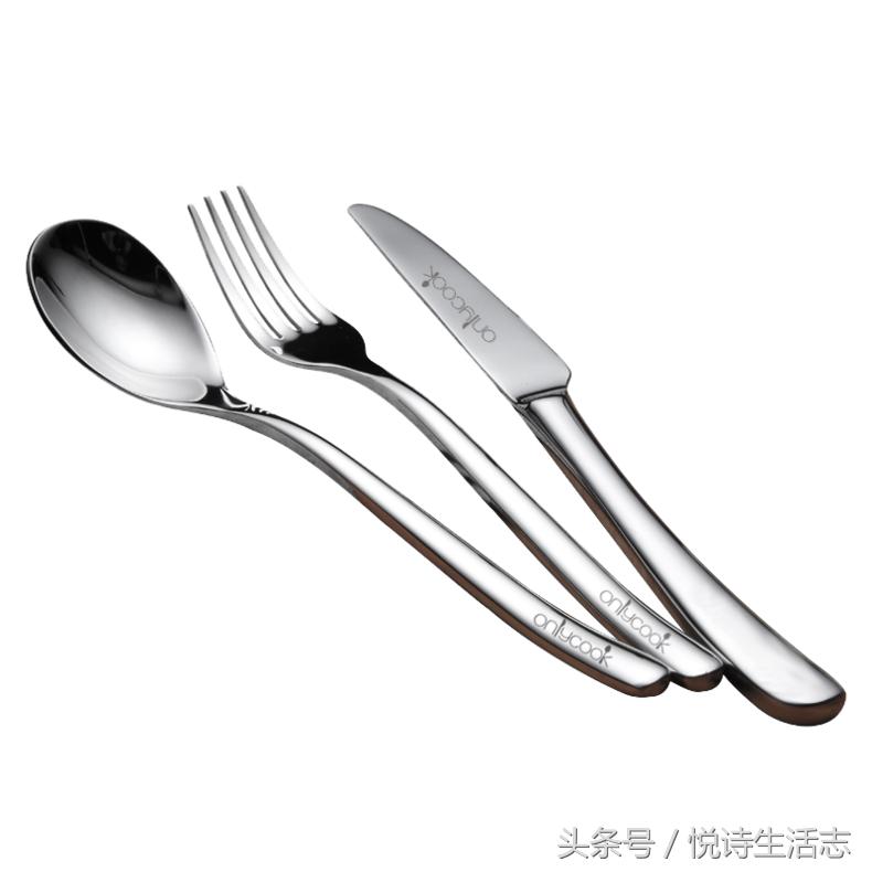 家里浪漫烛光晚餐布置,如何布置烛光晚餐