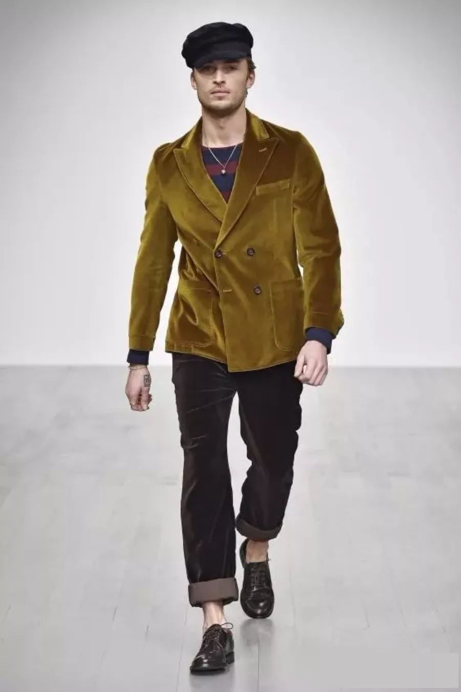 时尚潮流穿搭男装图片大全,2019最时尚的穿搭男装