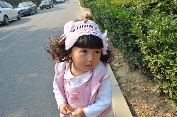 该不该让小孩穿旧衣服,为什么不能让孩子穿别人的旧衣服