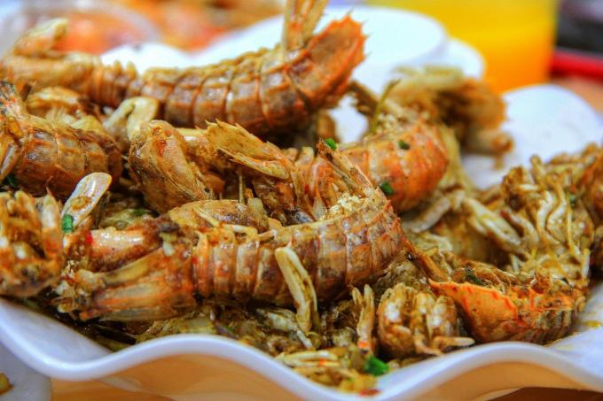 三亚旅游攻略纪念品,自驾游海南三亚必备物品清单