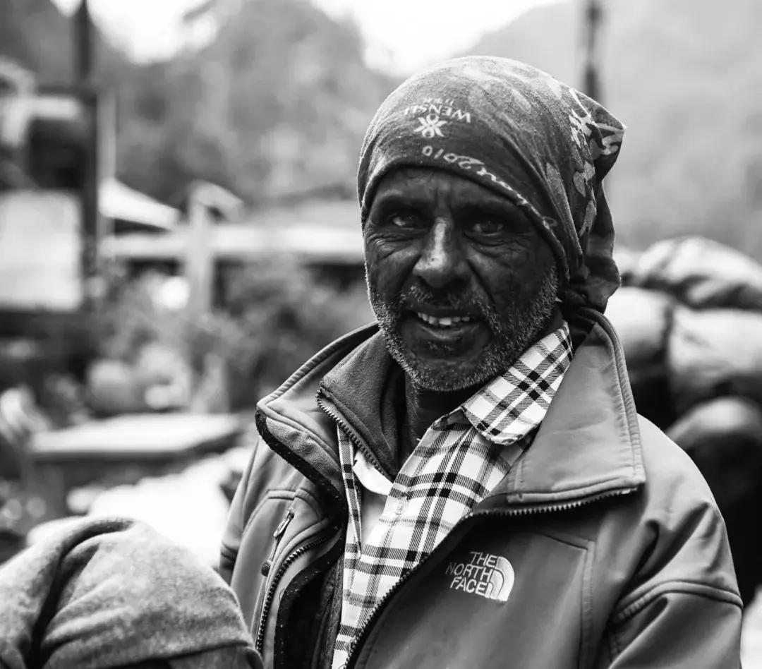 尼泊尔ebc徒步几天可以完成,尼泊尔ebc徒步多少公里