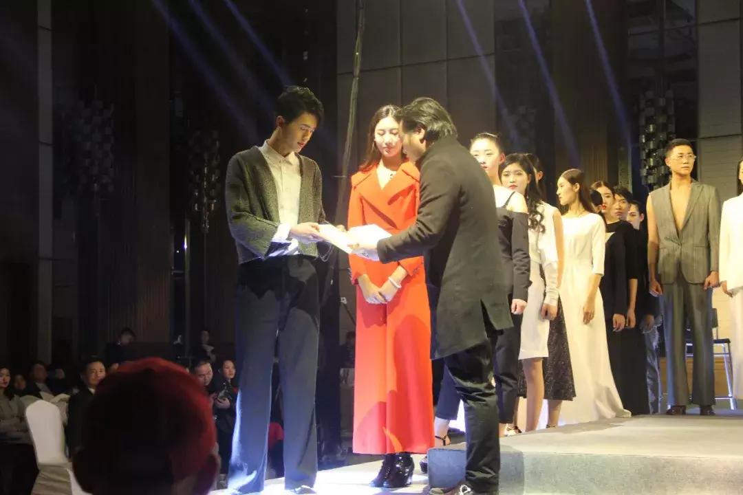 郑州天后整形医院前台,郑州天后医疗美容设计