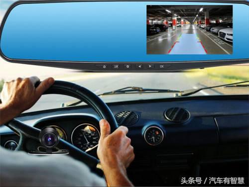 千万不要这样安装行车记录仪,行车记录仪静电贴的正确安装方法