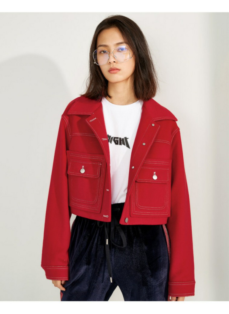 第一次拜年见男方家长穿什么,新年穿衣见家长怎么穿