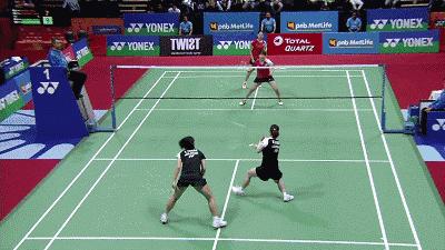 羽毛球双打前封后攻教学视频,羽毛球双打由攻转守如何退防