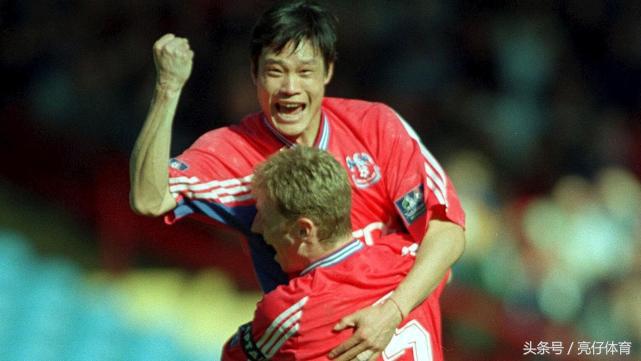 中国首位亚洲足球先生实力远超现役国脚有他的日子球迷好幸福!
