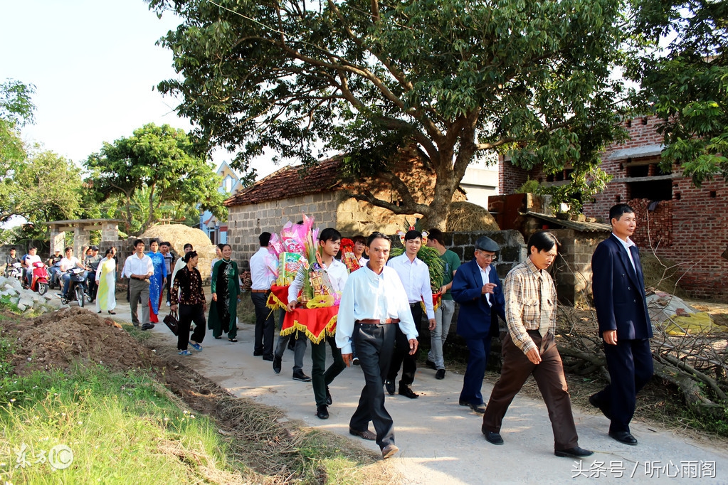 丈夫拿着我妈打的欠条要钱，我放出家的狼狗，告诉他：我们离婚吧