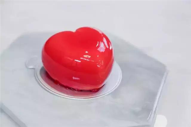 用一次性杯子喝咖啡喝出痰,用一次性杯子喝咖啡