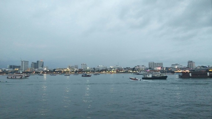 在泰国和泰国人对话,在泰国旅游怎么沟通