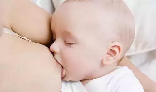 产后涨奶不通奶怎么办,产后月嫂怎么通奶