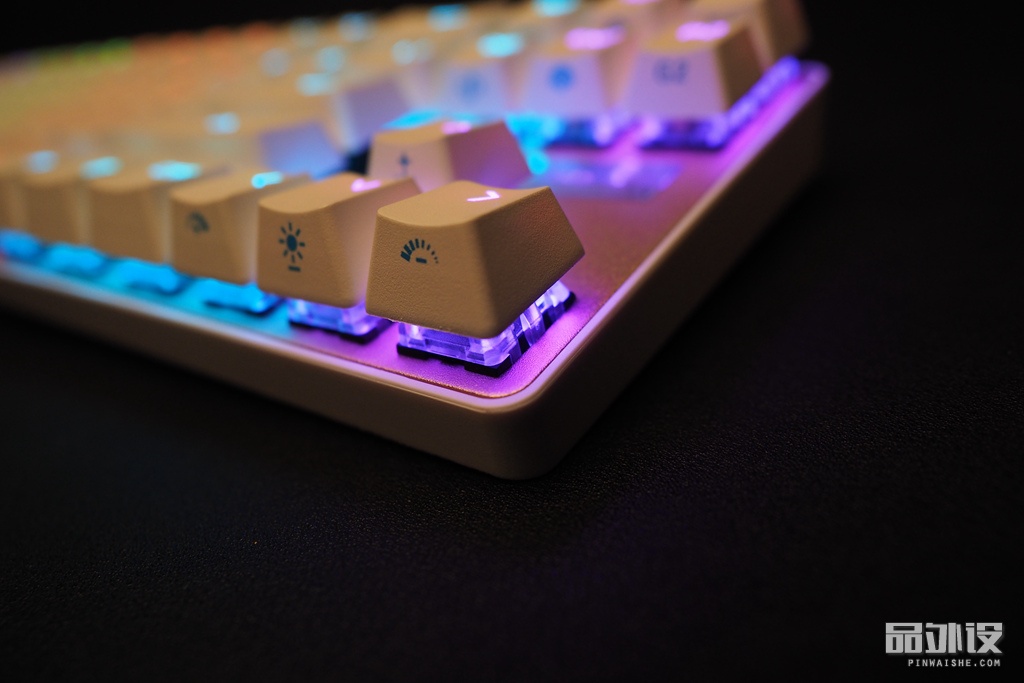 一代凯酷键盘拆解,凯酷87键盘测评