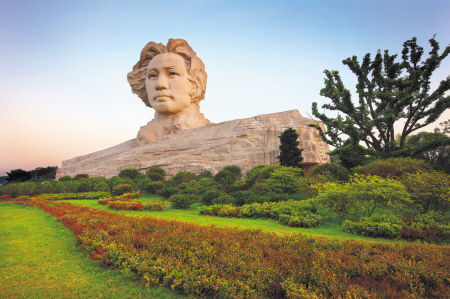 女子学车遭教练性骚扰后续,学车教练性骚扰判什么罪