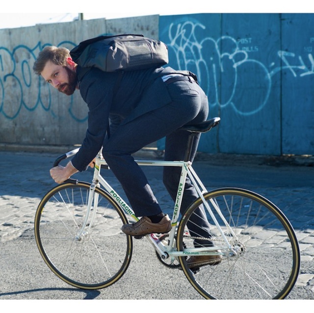 男生背包小技巧,男生提升气质小物件