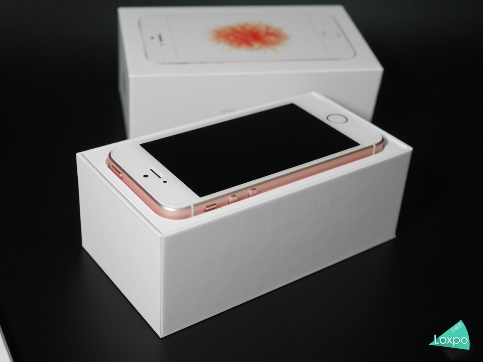 iPhoneSE港版64G玫瑰金开箱+自带吐槽