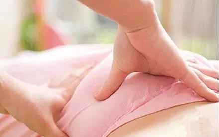 哺乳期怎么判断是涨奶还是乳腺炎,哺乳期涨奶没有吸奶器怎么办