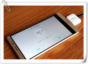 插进手机，收看电视！爱华ITV720DTMB高清电视棒试玩