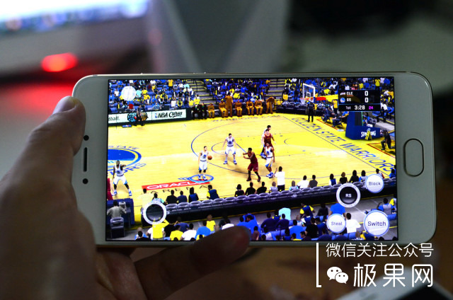 还在纠结买什么手机壳吗,还在纠结买什么东西