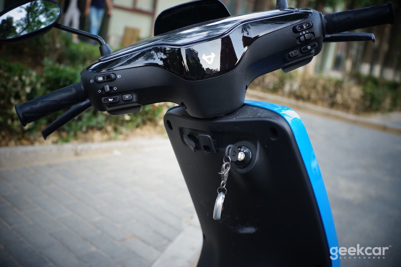 小牛m1骑了1万公里还值多少钱,小牛m1骑了1万公里能买吗