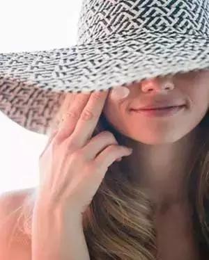 还没到夏天就晒黑了怎么办,一到夏天就晒得黢黑