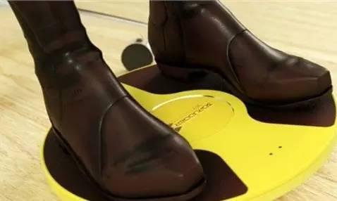 虚拟现实只玩头盔怎么够?十大奇特VR周边盘点