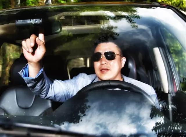 东风风光370真实试驾,东风风光370标志