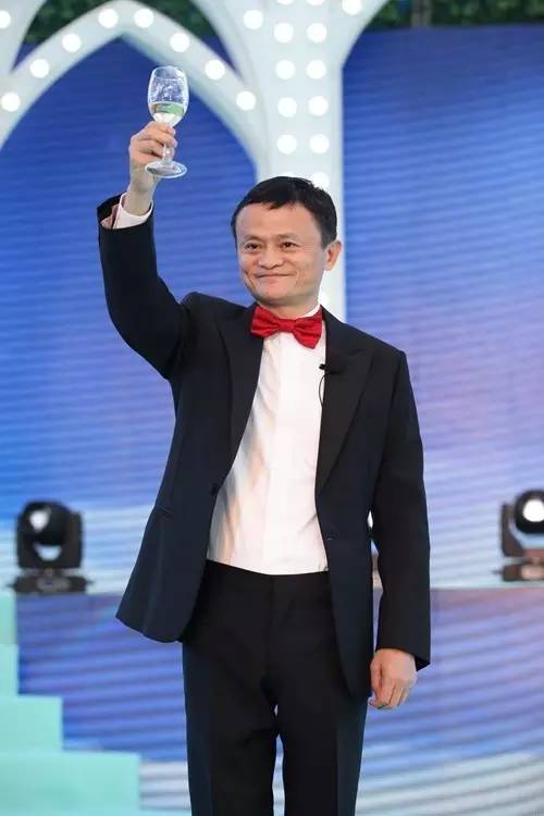 阿里日全记录：在一起，就是最幸福的未来