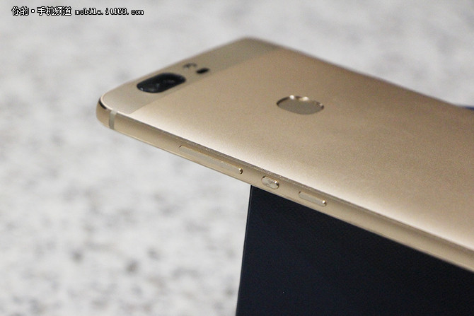 荣耀v8高配版优缺点,荣耀v8pro全方位评测