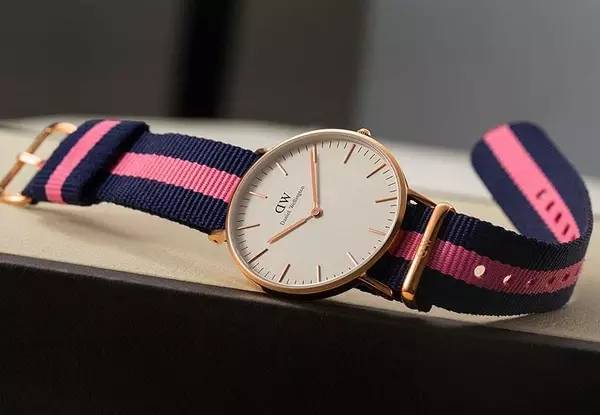 dw腕表价格表,dw手表造价大概多少钱