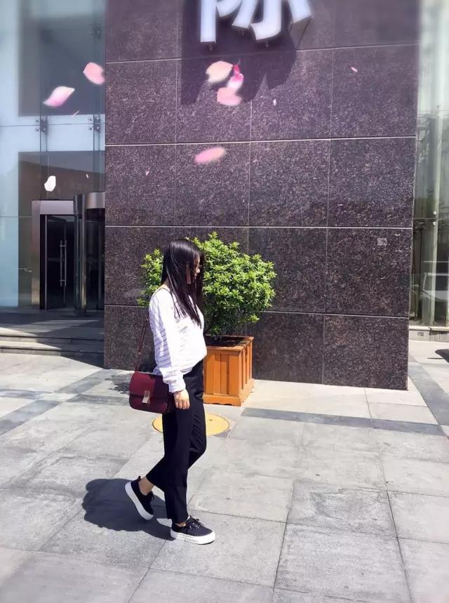 撞包也要背？这些热门包包受欢迎是有原因的