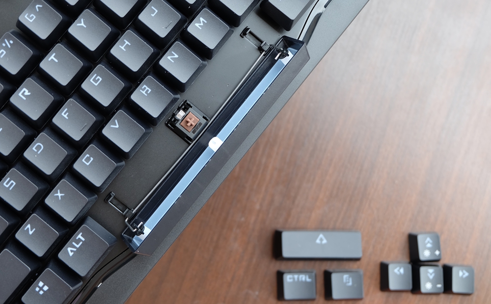 红与黑的冲撞,红与黑的碰撞国语版