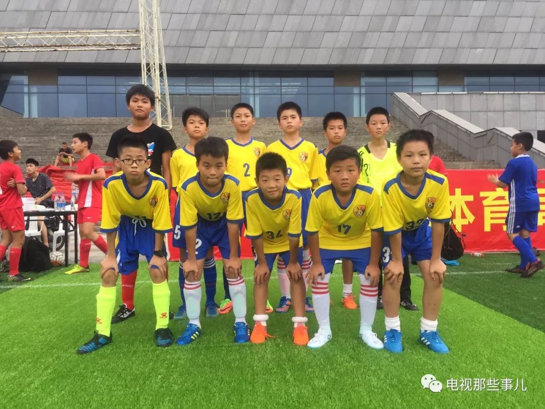 无球赛不青春,无足球不精彩