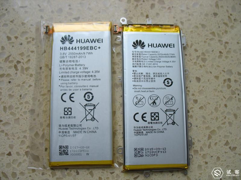 大吉大利今晚给手机更换电池！