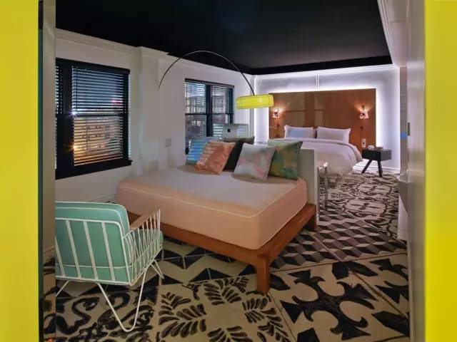 璁捐濡堝椁愬巺,璁捐濡堝鍘绘晳鍦虹殑鐗囨