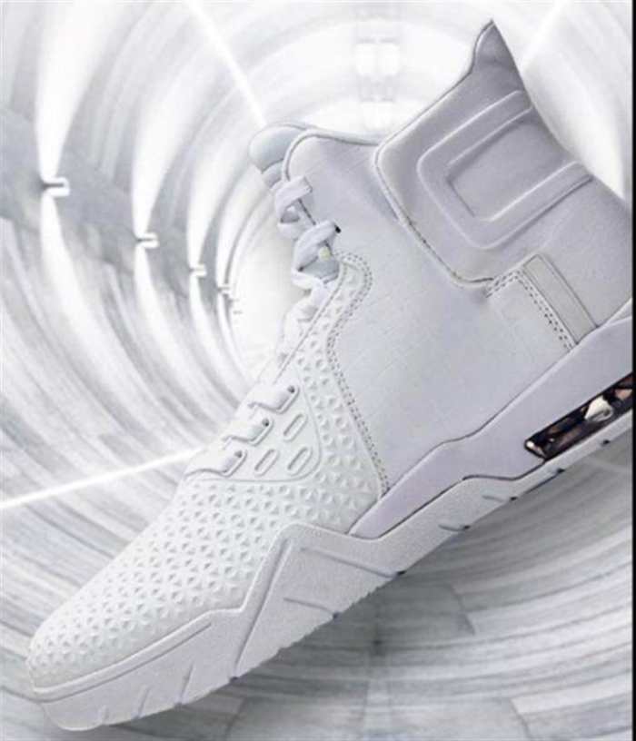 2018李宁中国大赛服,madeinchina翻译成中文