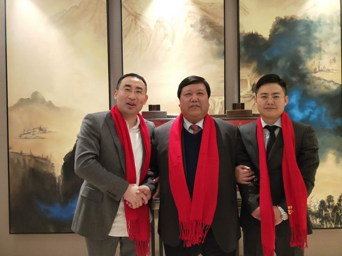 在蓝溪国际酒店，兰勇先生情不自禁地说出了“新磐基最大的靠山”