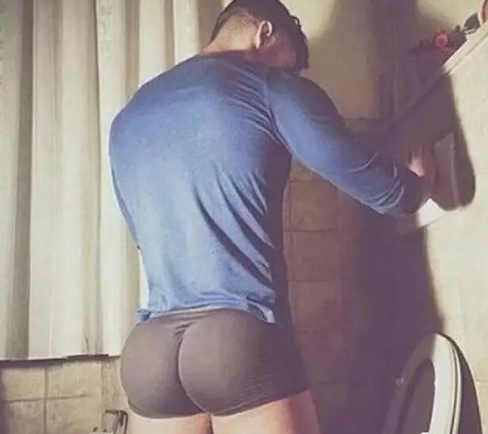 男生屁股翘是种什么体验？锻炼这五个动作一定对你有用！