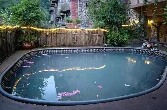 成都泡温泉一日游最佳景点,成都周边100元泡温泉包吃住