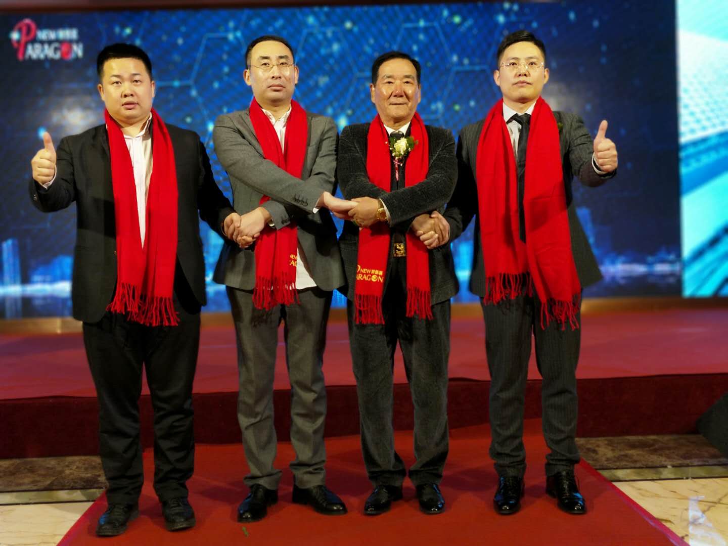 在蓝溪国际酒店，兰勇先生情不自禁地说出了“新磐基最大的靠山”