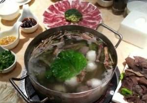 孕期准妈妈要忌口的8大食物盘点，误食可至胎儿畸形