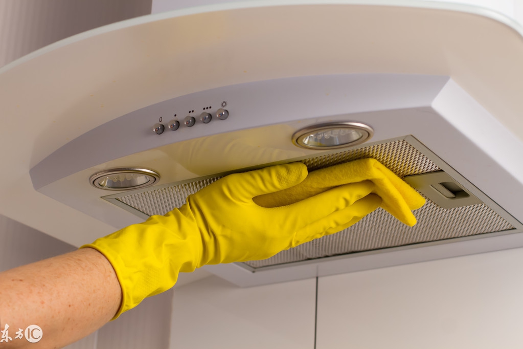 油烟机凝固油渍怎么清洗,油烟机油渍怎么清洗妙招