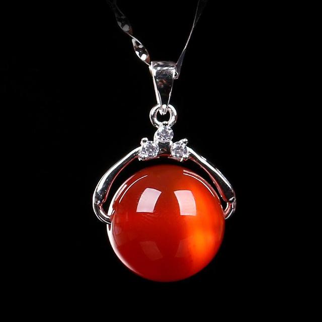 女人受不受宠,就看她身上这三个地方戴了首饰没?