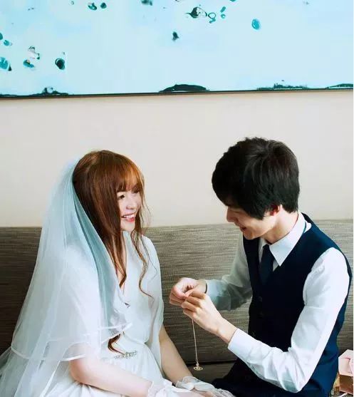 200斤新娘减肥护肤大作战，婚礼当天美成二次元少女