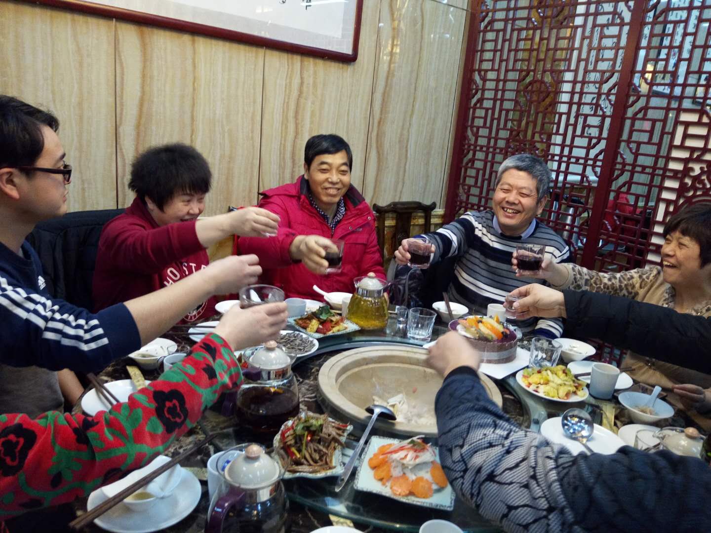 吃云南蒸汽石锅鱼,云南蒸汽石锅鱼美味中的精品