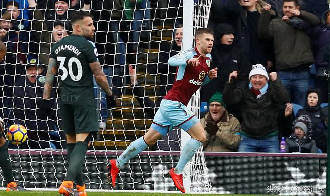 国际足球新闻英超,足球比赛皇马vs曼联