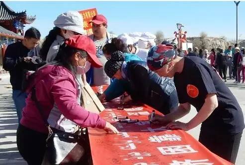 决胜小康奋斗有我脱贫致富俱欢颜,脱贫致富奔小康