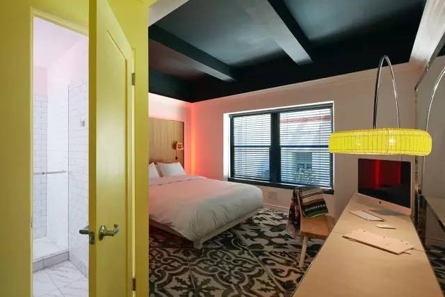 璁捐濡堝椁愬巺,璁捐濡堝鍘绘晳鍦虹殑鐗囨