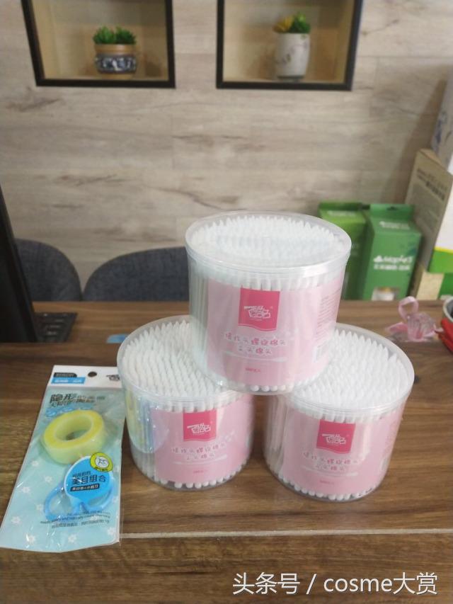 化妆初级新手必备全套推荐,化妆新手必备100个建议