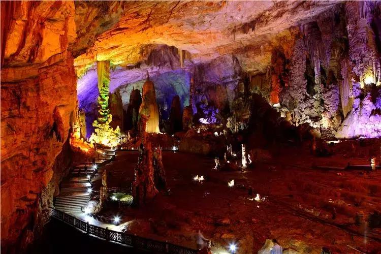 成都到贵州游玩的景点推荐理由,从成都到贵州旅游攻略自由行