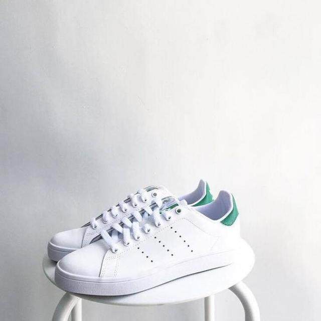 「10款百搭球鞋」，简约而不简单！亲民的价格，还不快收藏！