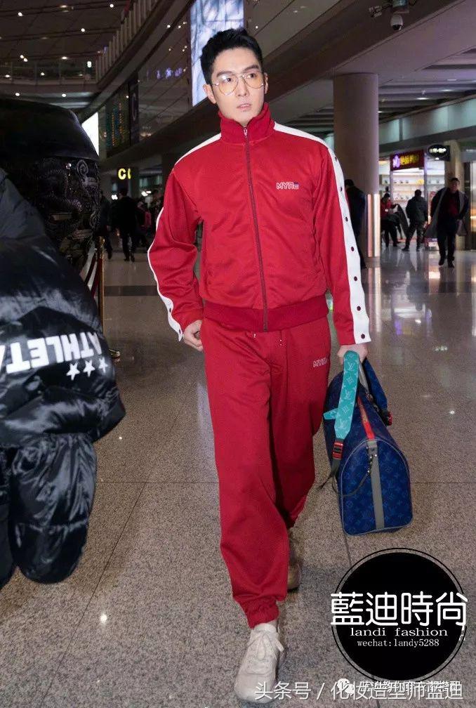 王俊凯节目穿戏服,王俊凯演唱会无边界穿搭